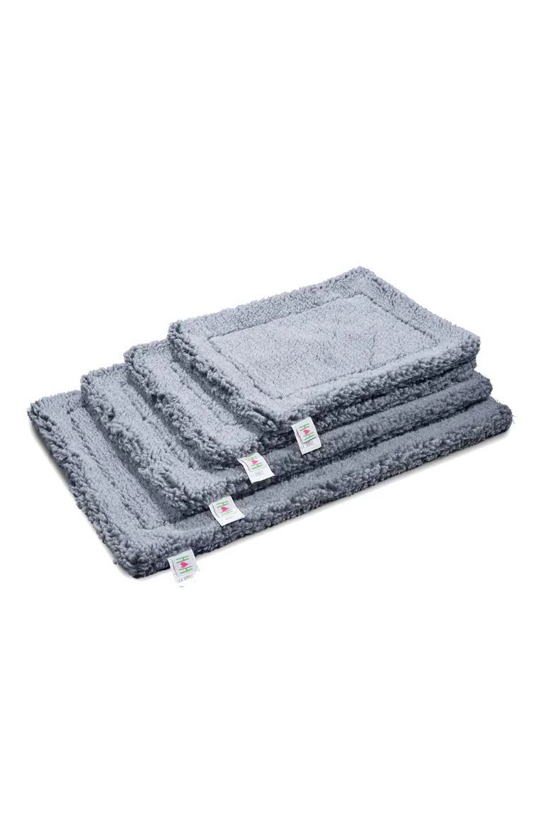 HuggleFleece Gray Dog Crate Mat - Image 4