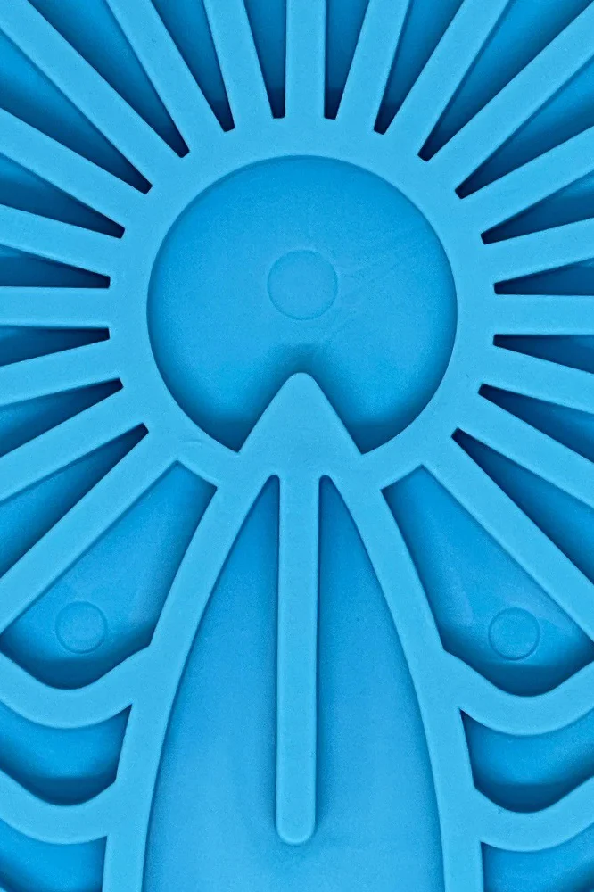 SodaPup Surf Blue Lickmat - Image 3
